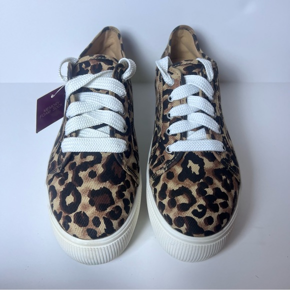 SO Platform Cheetah Printed Sneakers - Women’s Size 9 - Animal Print Lift - Picture 4 of 7